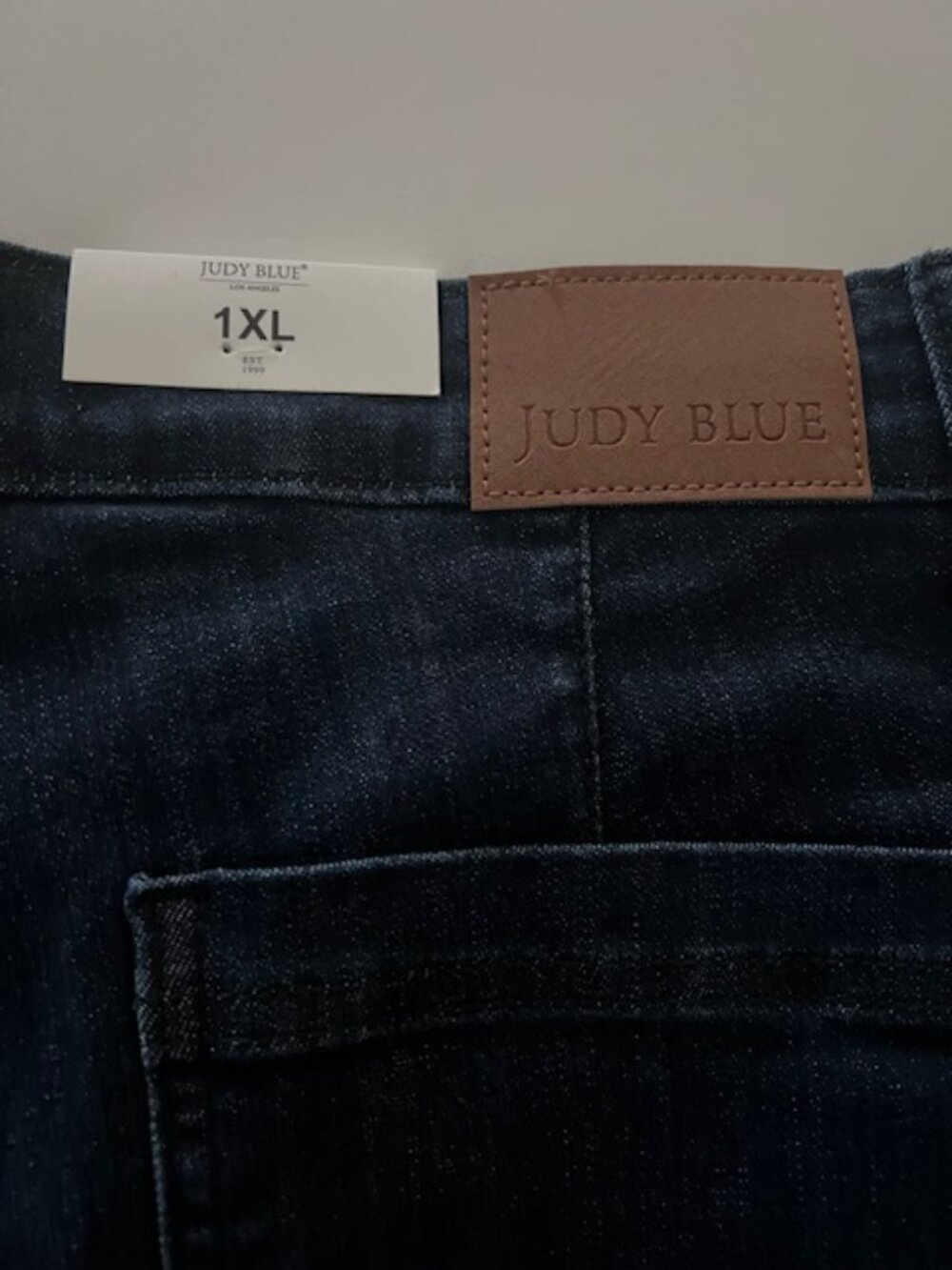 Judy Blue Trouser Shorts Dark Wash High Waist Stretch NWT D1126 - Picture 3 of 4